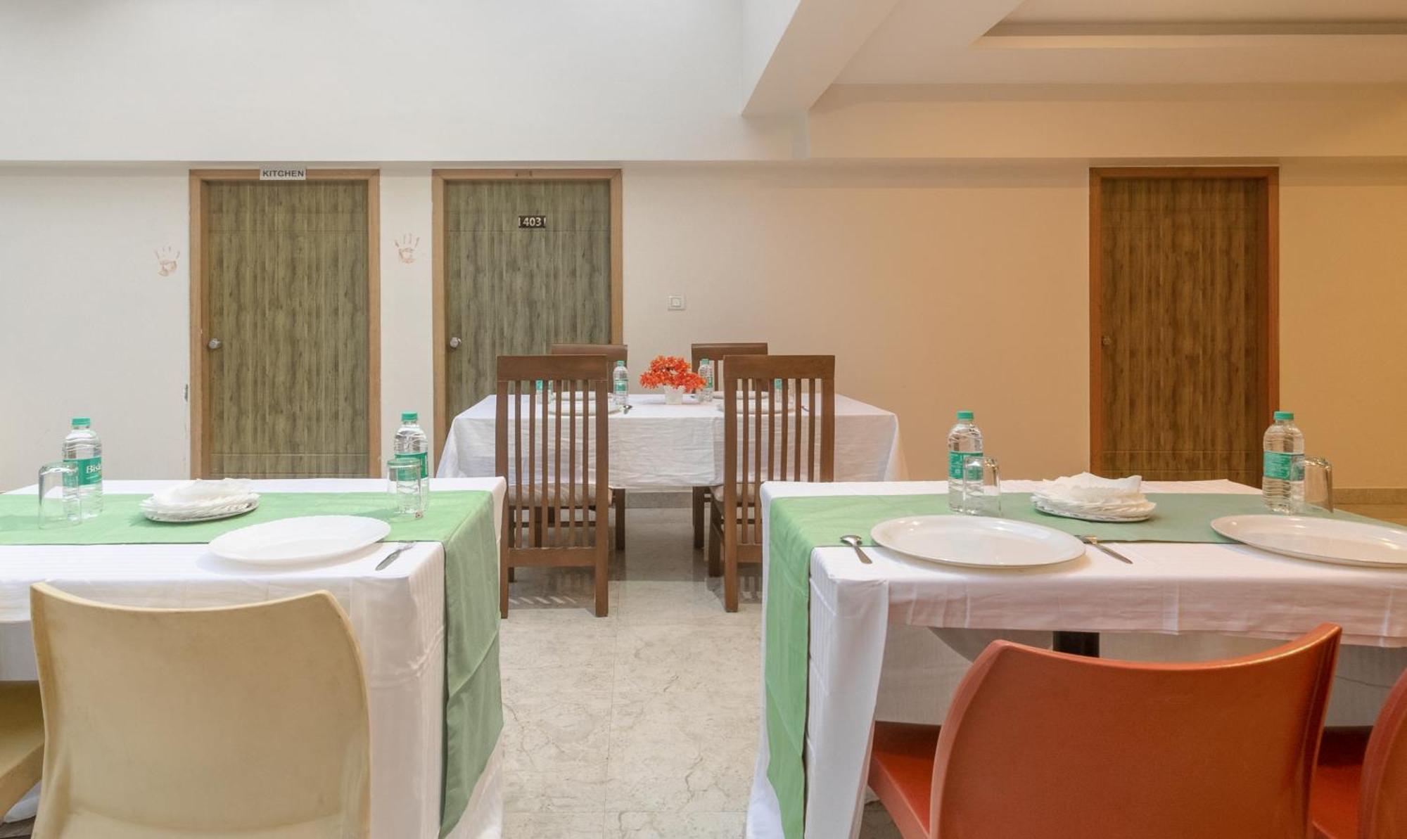 העיר בנגלור Treebo Anjani Fortune Suites מראה חיצוני תמונה